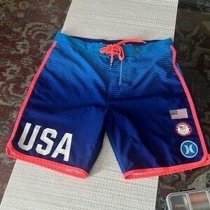 HURLEY SWIMSUIT TRUNKS , size 32